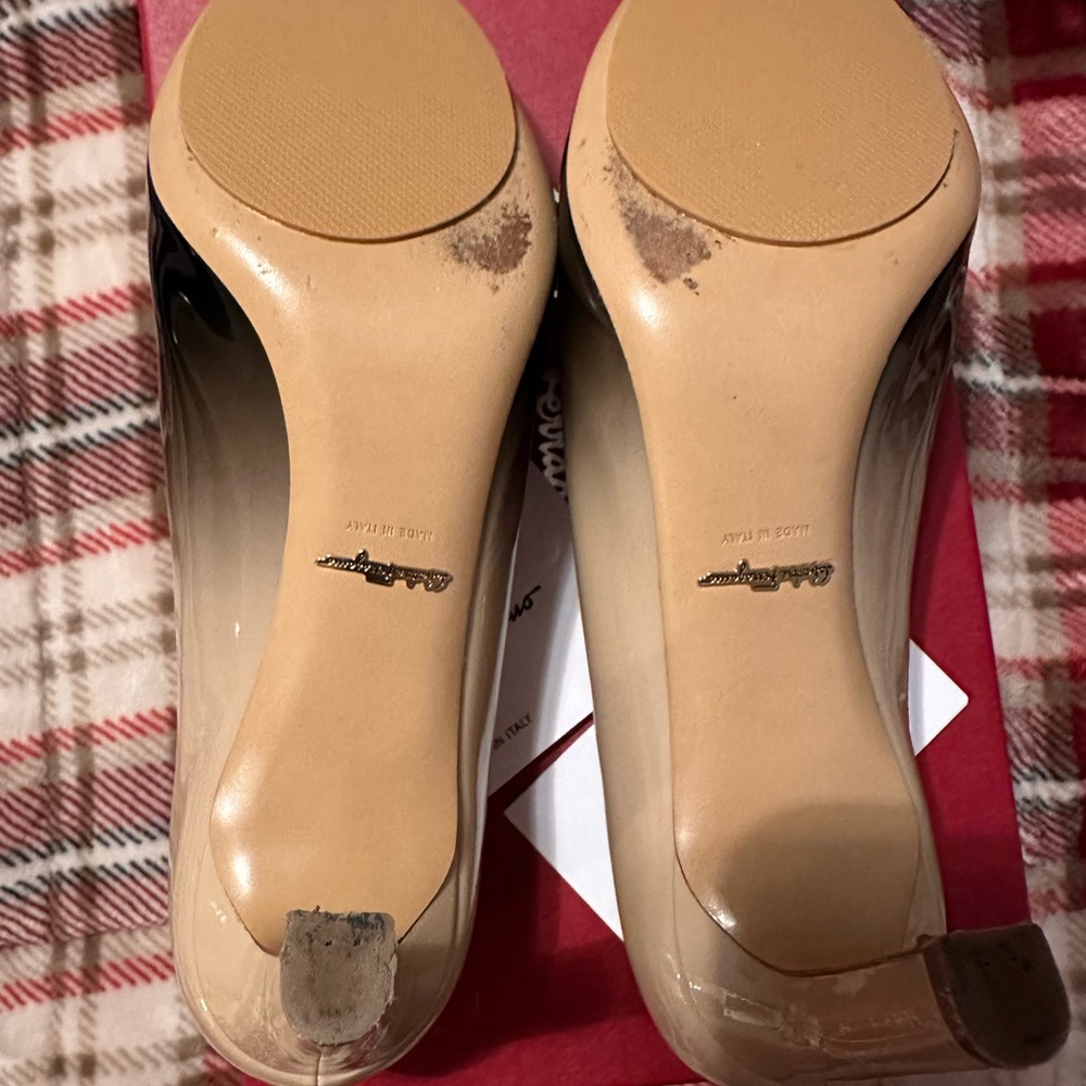 Ferragamo - Picture 2 of 4